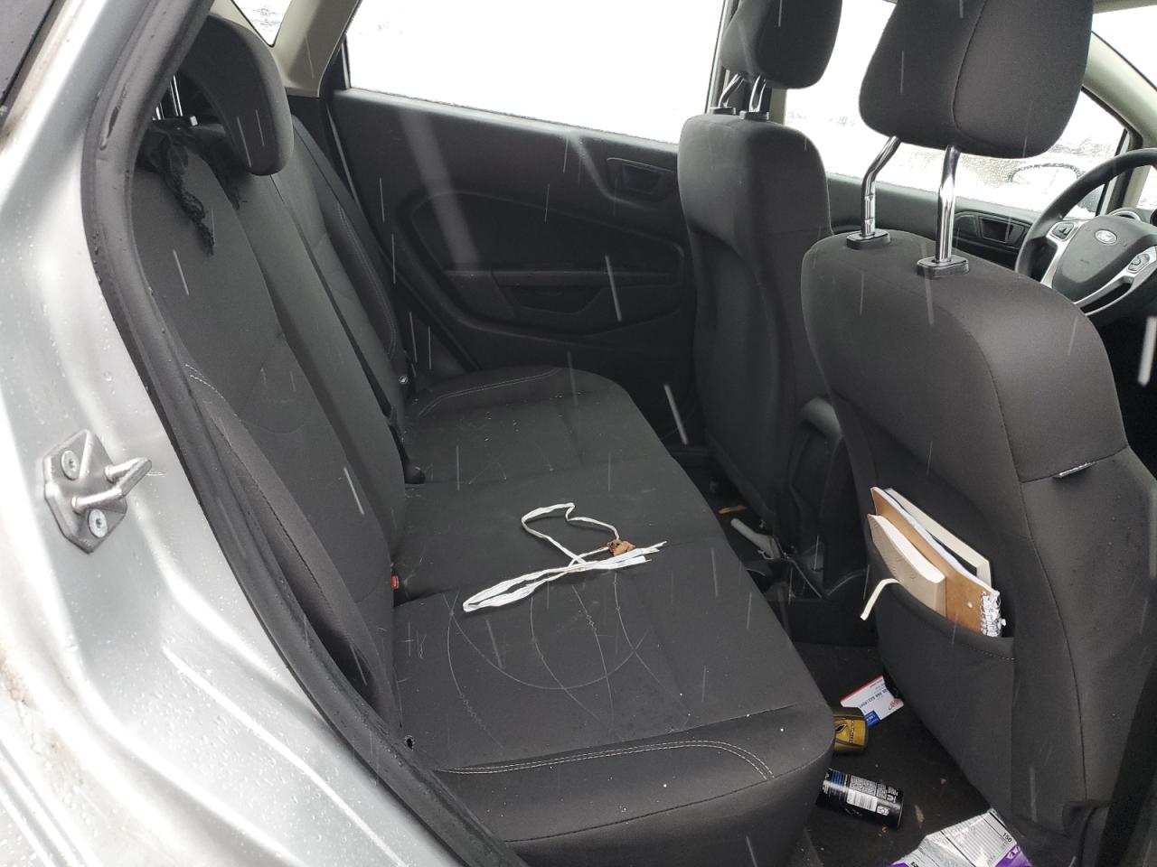 Ford Fiesta Se Image 10