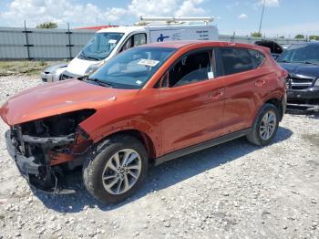  Salvage Hyundai TUCSON