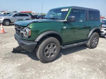  Salvage Ford Bronco