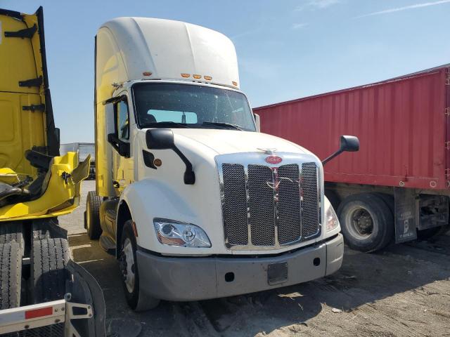  Salvage Peterbilt Tractor 579