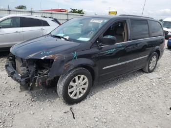  Salvage Chrysler Minivan
