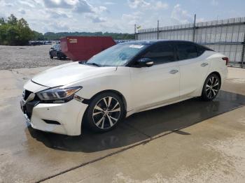  Salvage Nissan Maxima