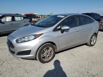  Salvage Ford Fiesta