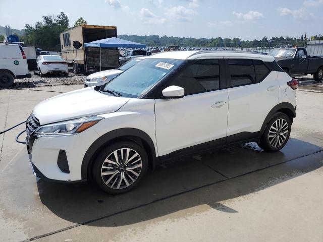  Salvage Nissan Kicks