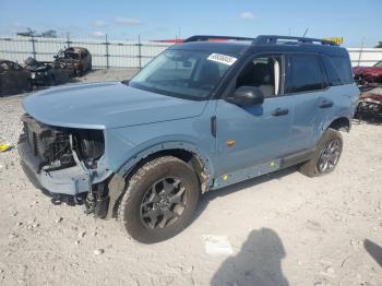  Salvage Ford Bronco