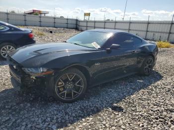  Salvage Ford Mustang