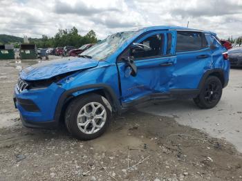  Salvage Jeep Compass