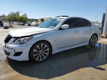  Salvage Hyundai Genesis