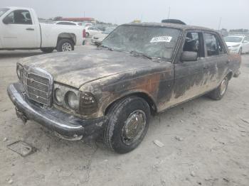  Salvage Mercedes-Benz 300-Class