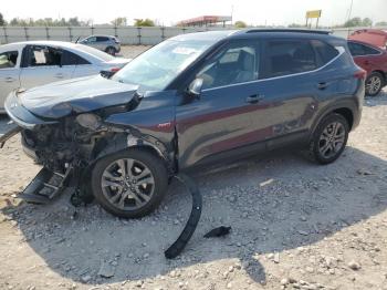  Salvage Kia Seltos