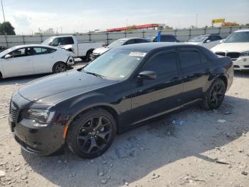  Salvage Chrysler 300