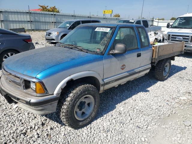  Salvage Chev S-10