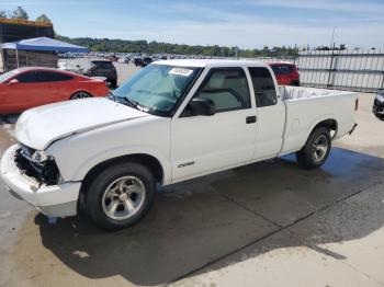  Salvage Chevrolet S-10