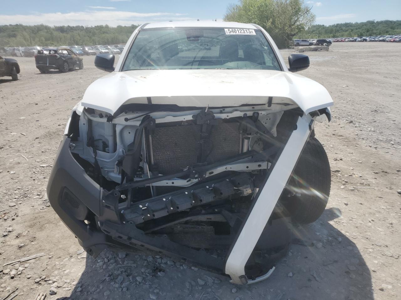 Toyota Tacoma Access Cab Image 4