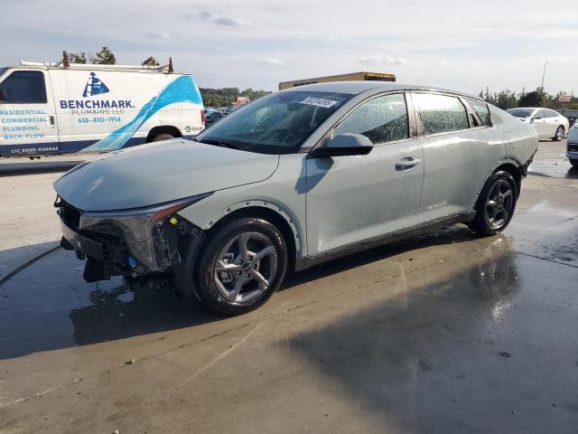  Salvage Kia K4 Lx