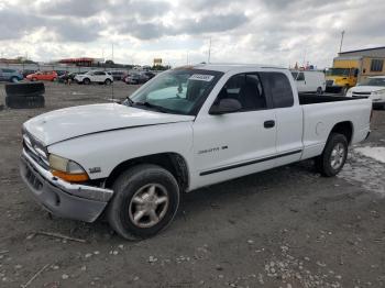  Salvage Dodge Dakota