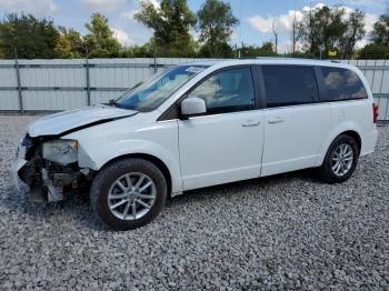  Salvage Dodge Caravan