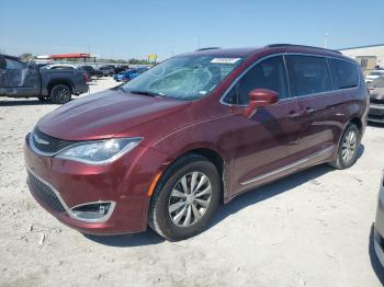  Salvage Chrysler Pacifica