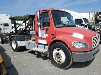  Salvage Freightliner M2 106 Med