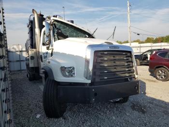  Salvage Freightliner 114sd