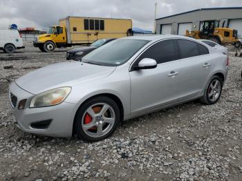  Salvage Volvo S60