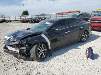  Salvage Nissan Maxima