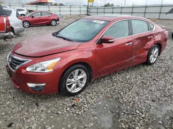  Salvage Nissan Altima