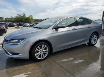  Salvage Chrysler 200