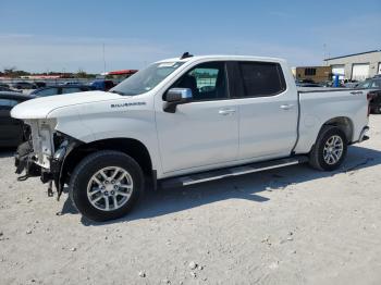  Salvage Chevrolet Silverado K1500 Lt