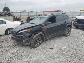  Salvage Jeep Cherokee