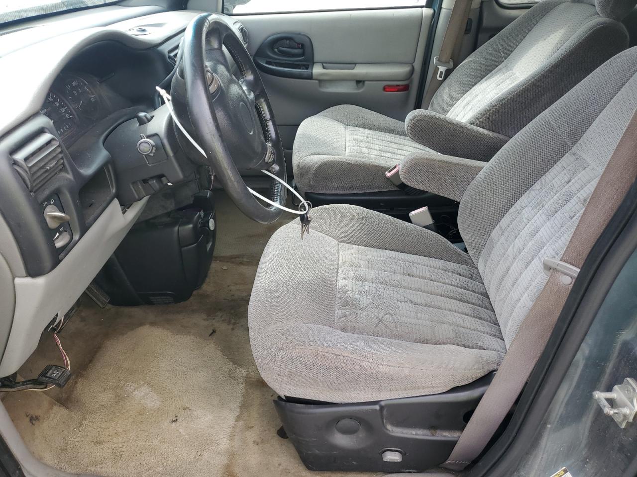 Pontiac Montana Image 6