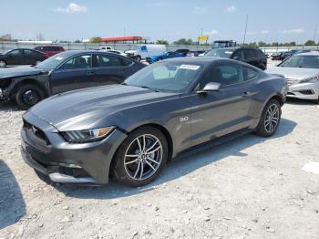  Salvage Ford Mustang