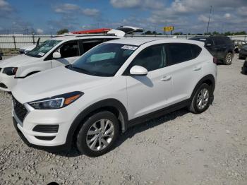  Salvage Hyundai TUCSON