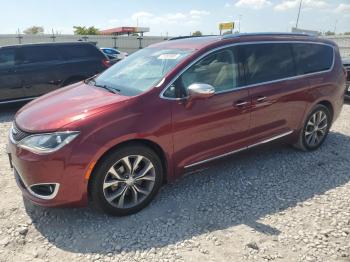  Salvage Chrysler Pacifica