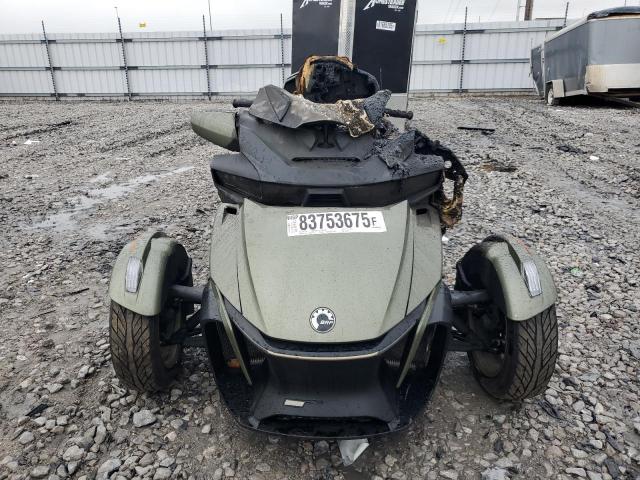 Can-Am Spyder Rt Image 8