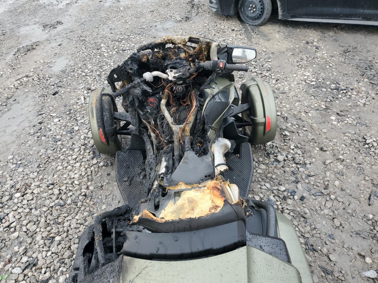 Can-Am Spyder Rt Image 5