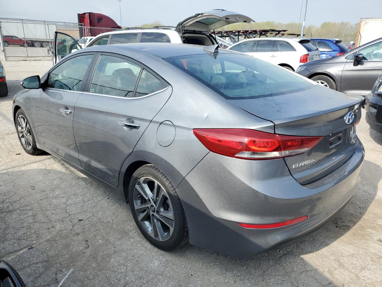 Hyundai ELANTRA Se Image 3