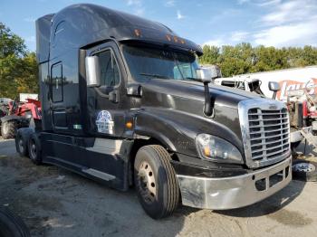  Salvage Freightliner Cascadia