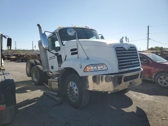  Salvage Mack 600 Cxu