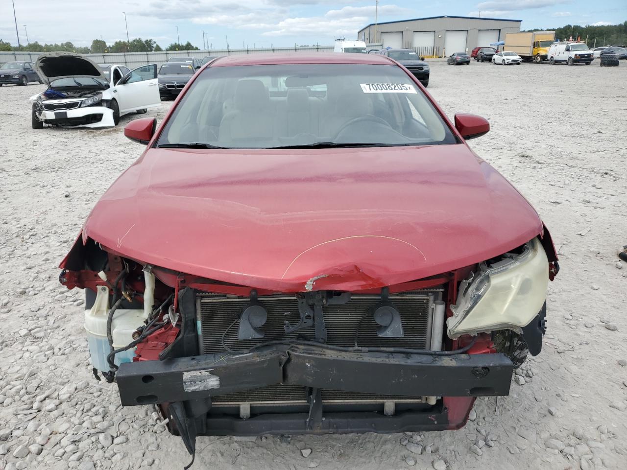 Toyota Camry Base Image 2