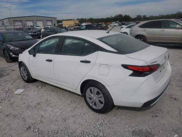 Nissan Versa S Image 6