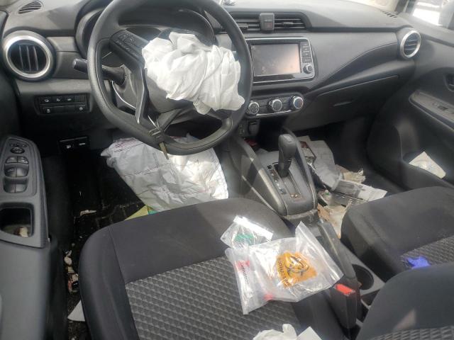 Nissan Versa S Image 9