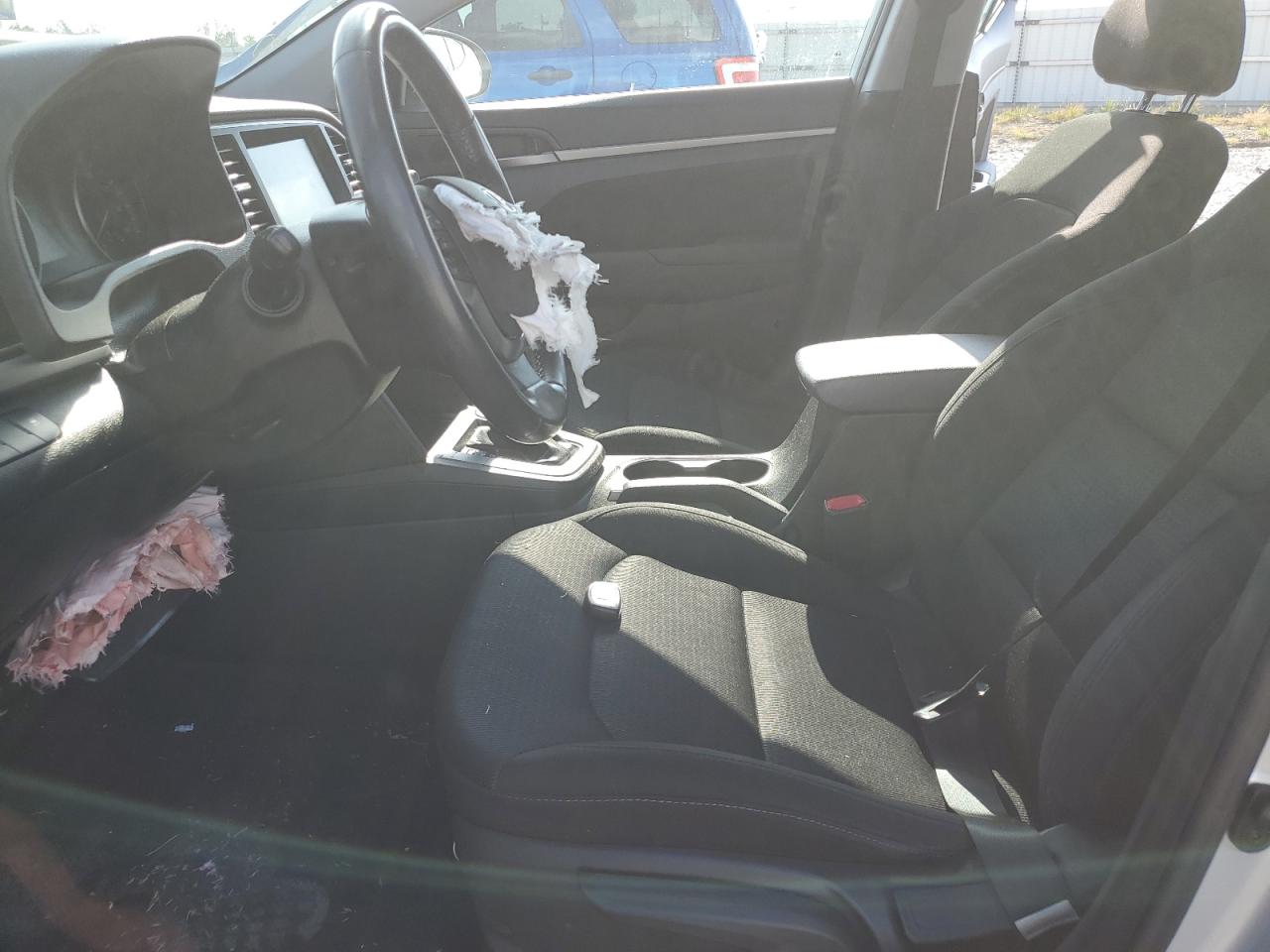 Hyundai ELANTRA Sel Image 4