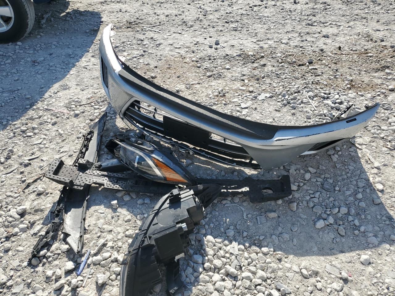 Hyundai ELANTRA Sel Image 12