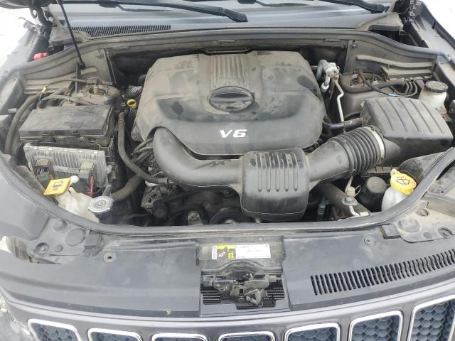 Jeep Grand Cherokee Overland Image 13