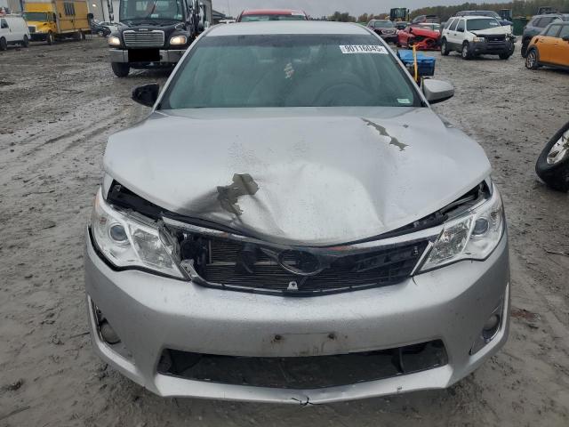 Toyota Camry Hybrid Image 11