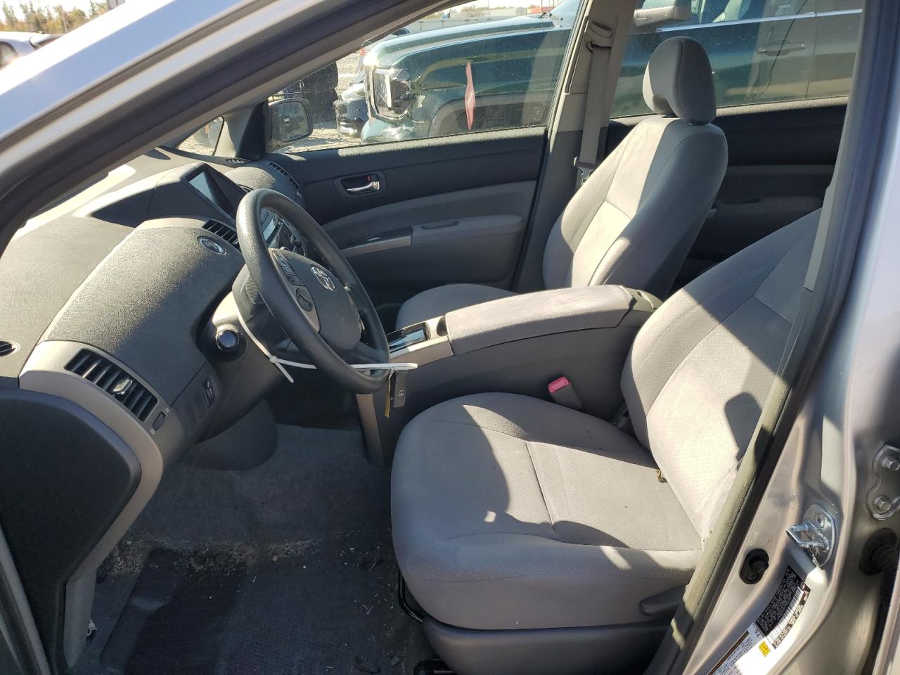 Toyota Prius Image 2