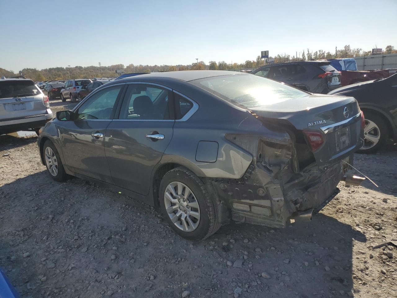 Nissan Altima 2.5 Image 2