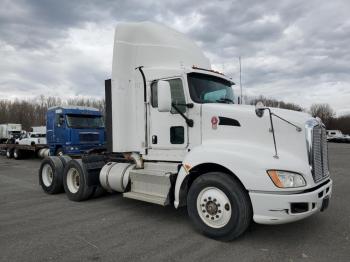  Salvage Kenworth T660