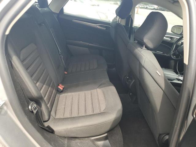 Ford Fusion Se Image 7